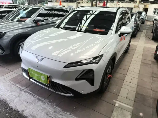 Фотография автомобиля — Wuling Starlight S