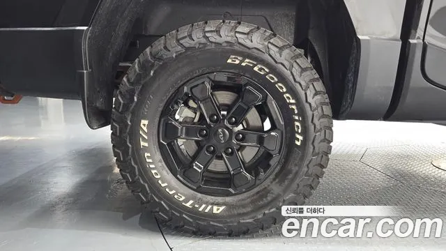 Kia Tasman Tasman 2.5T Бензин 4WD — Фото автомобиля 5