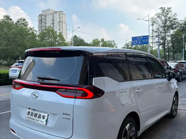 GAC Trumpchi M6 — Фото автомобиля 4