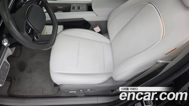 Hyundai Ioniq 6 — Фото автомобиля 24