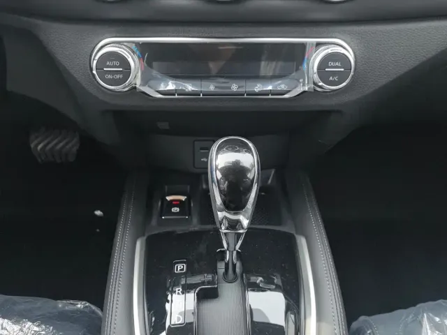 Nissan X-Trail — Фото автомобиля 12
