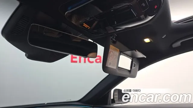 Mercedes-Benz E-Class — Фото автомобиля 24