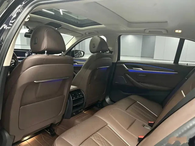 BMW 5 Series — Фото автомобиля 7