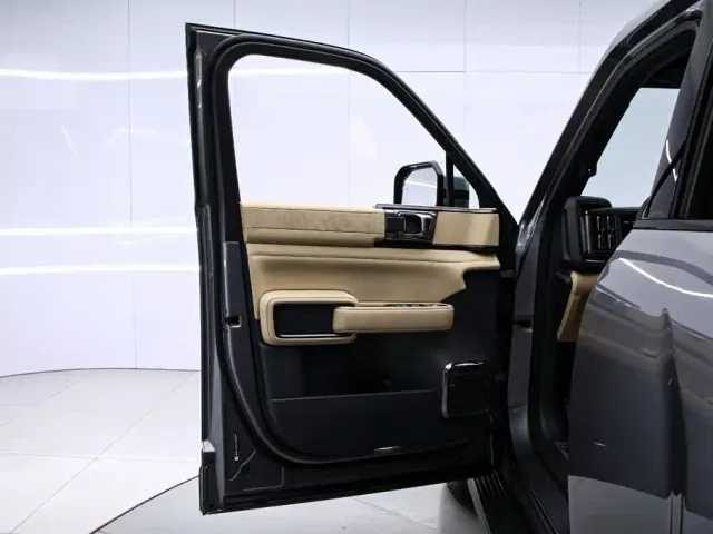 BYD FangChengBao Leopard 5 — Фото автомобиля 12