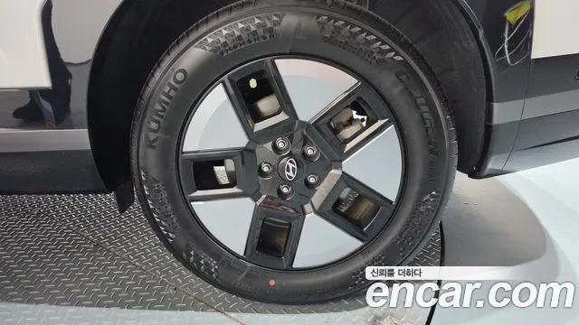 Hyundai Santa Fe MX5 — Фото автомобиля 6