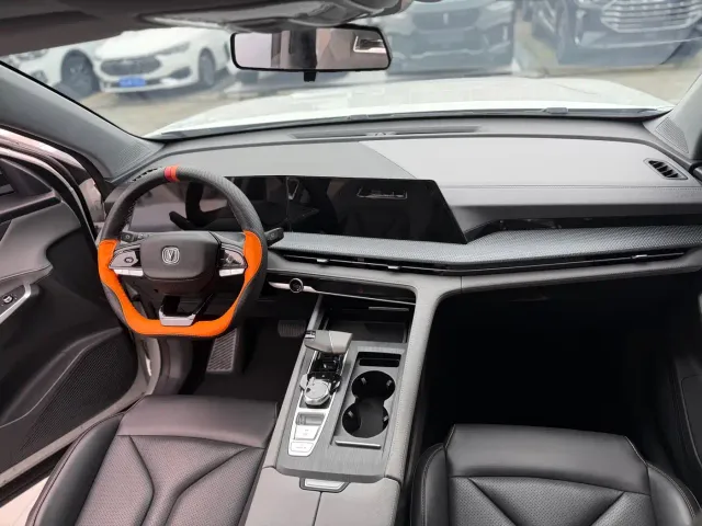 Changan CS75 Plus — Фото автомобиля 9