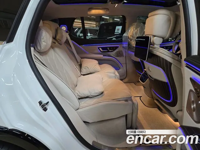 Mercedes-Benz EQS — Фото автомобиля 9