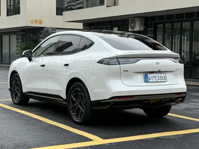 GAC Hyptec HT — Фото автомобиля 5