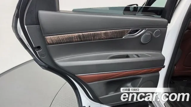Genesis GV80 — Фото автомобиля 14
