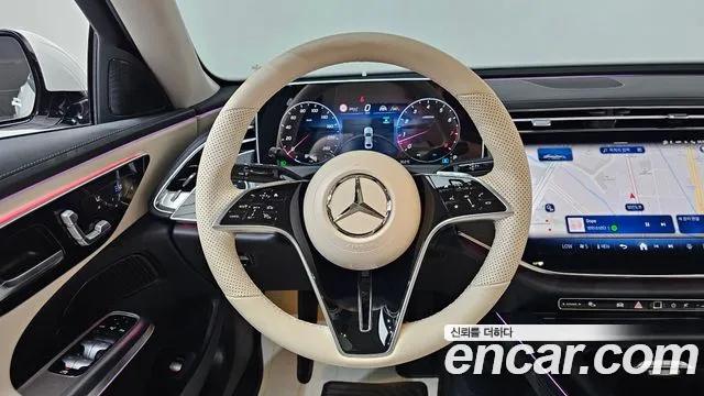 Mercedes-Benz E-Class — Фото автомобиля 13