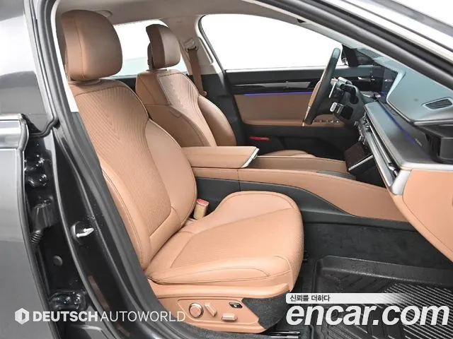 Hyundai Grandeur GN7 — Фото автомобиля 16