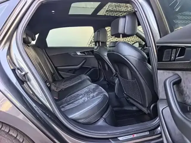 Audi Audi A4L 2022 45 TFSI quattro Premium Dynamic — Фото автомобиля 10