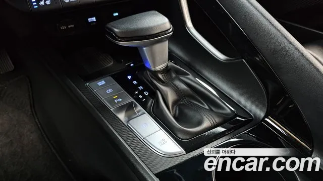 Hyundai Avante CN7 — Фото автомобиля 12