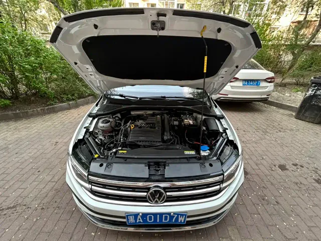 Volkswagen Bora — Фото автомобиля 6