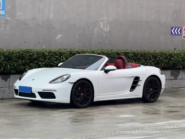 Porsche 718 — Фото автомобиля 3