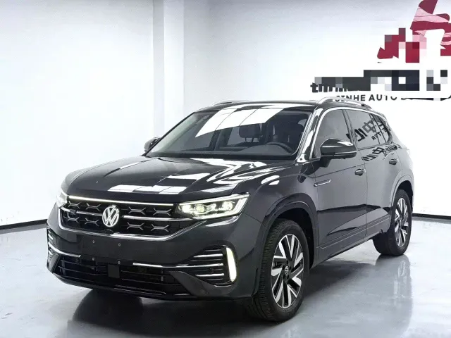 Фотография автомобиля — Volkswagen Tayron