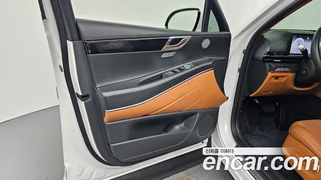 Genesis GV80 2.5T Бензин 2WD — Фото автомобиля 20