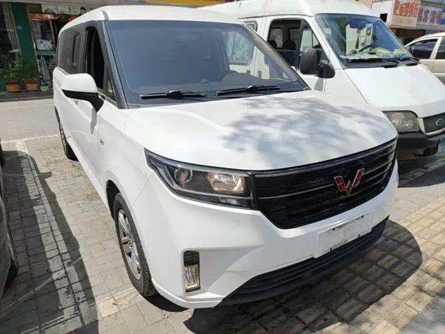Wuling Zhengcheng — Фото автомобиля 3