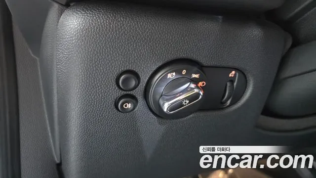 MINI Cooper — Фото автомобиля 18