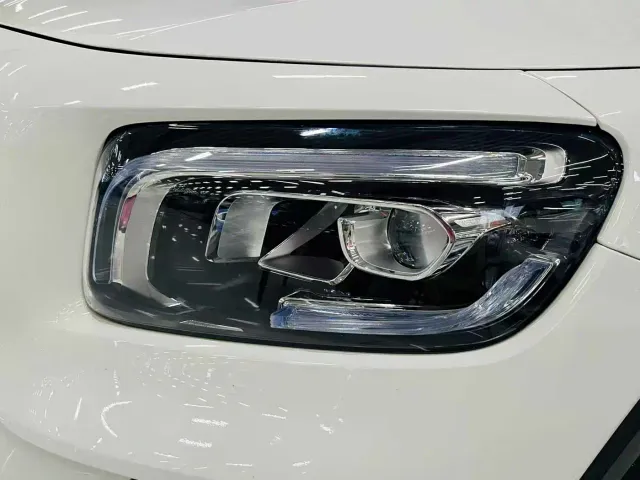 Mercedes-Benz GLB-Class — Фото автомобиля 14