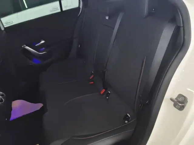 Mercedes-Benz A-Class — Фото автомобиля 16