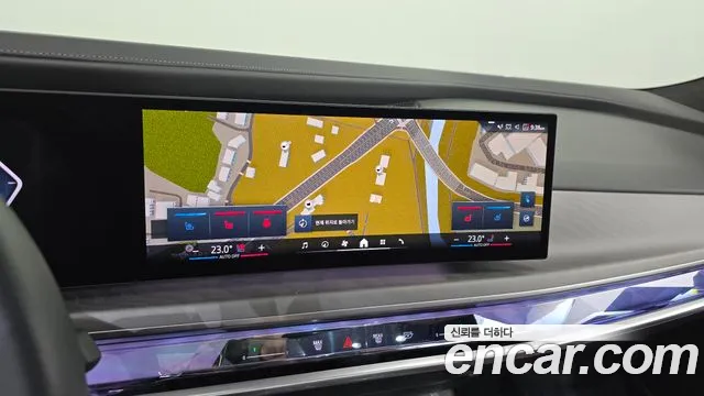 BMW i7 G70 — Фото автомобиля 18