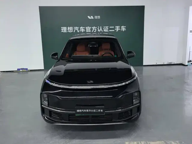 Li Auto L9 — Фото автомобиля 2
