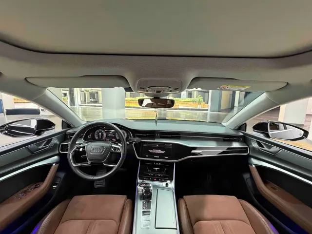 Audi A7L — Фото автомобиля 19