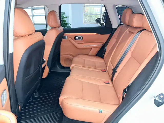 Leapmotor Leapmotor C10 2026 605 Delight Edition — Фото автомобиля 18
