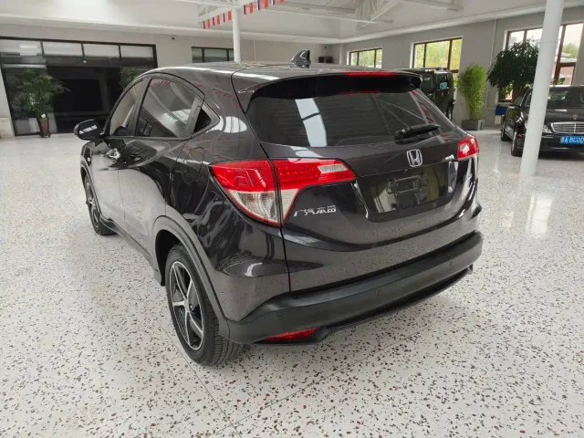 Honda Vezel — Фото автомобиля 5