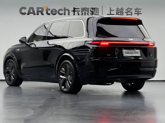 Li Auto Li Xiang L9 2024 Model Ultra — Фото автомобиля 3