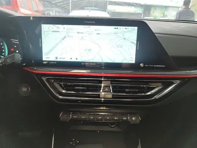 Changan Oushang X5 — Фото автомобиля 12