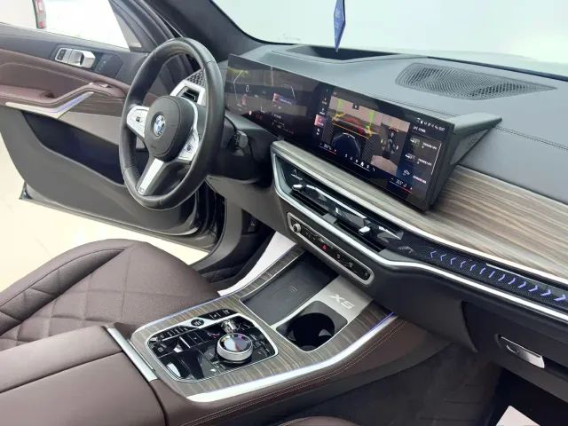 BMW X5 — Фото автомобиля 15