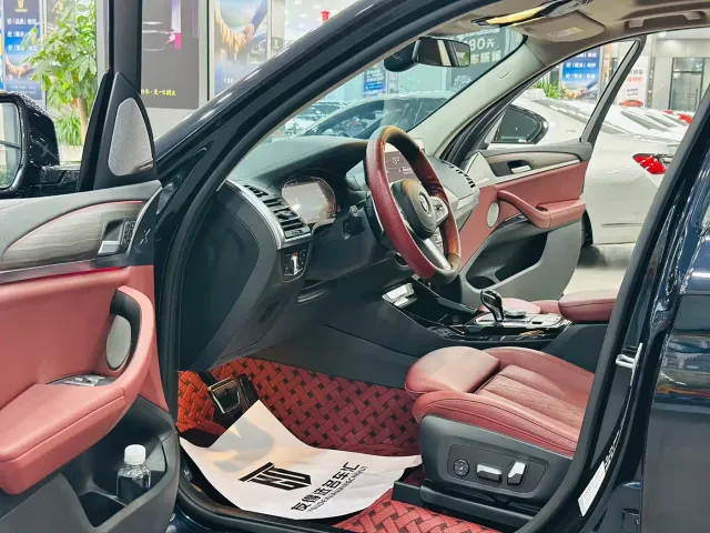 BMW X3 — Фото автомобиля 4