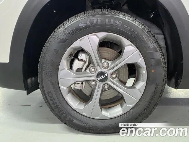 Kia Seltos Новый Seltos Бензин 2.0 2WD — Фото автомобиля 17