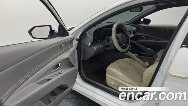 Hyundai AVANTE Новый Avante (CN7) — Фото автомобиля 10