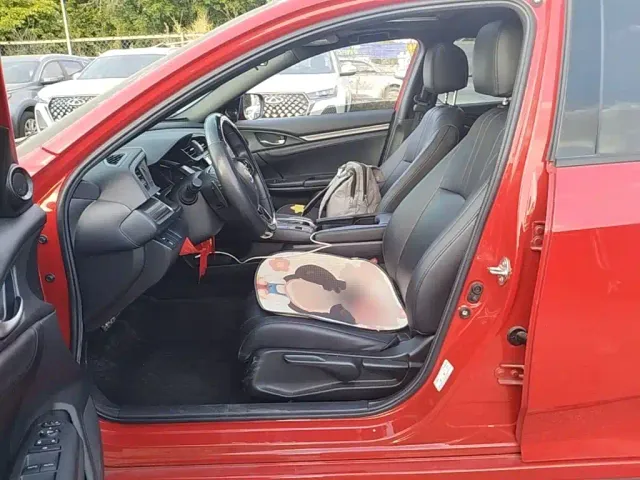 Honda Civic — Фото автомобиля 14