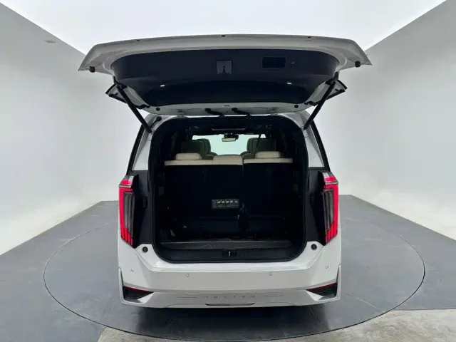 GAC Trumpchi M8 — Фото автомобиля 23