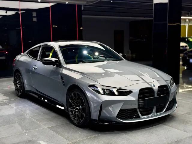 BMW BMW M4 2024 BMW M4 Coupe M xDrive Competition — Фото автомобиля 3