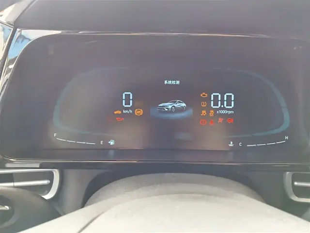 Hyundai Elantra — Фото автомобиля 6