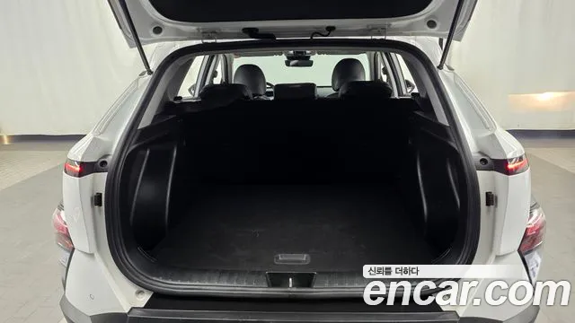 Hyundai Kona — Фото автомобиля 20