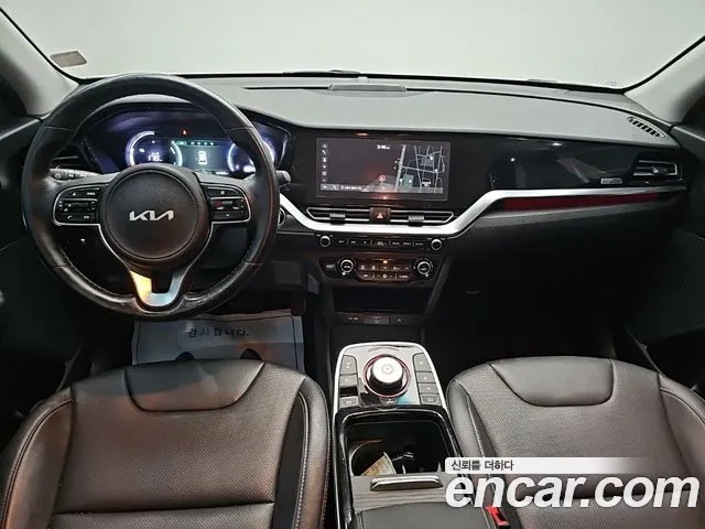 Kia Niro — Фото автомобиля 7