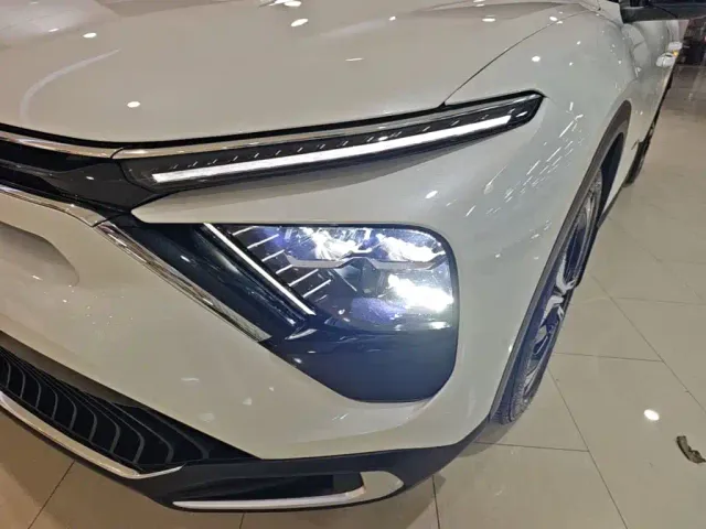 Citroen C5 X — Фото автомобиля 23