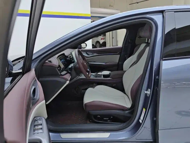 BYD Seal — Фото автомобиля 9