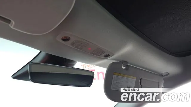 Tesla Model 3 — Фото автомобиля 25