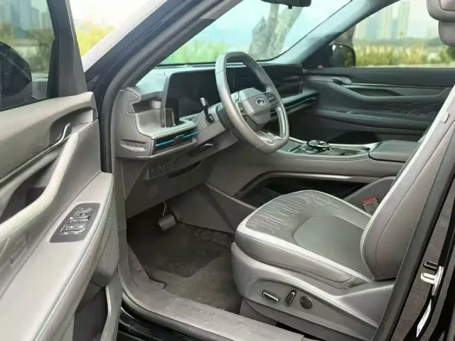 Ford Edge — Фото автомобиля 15