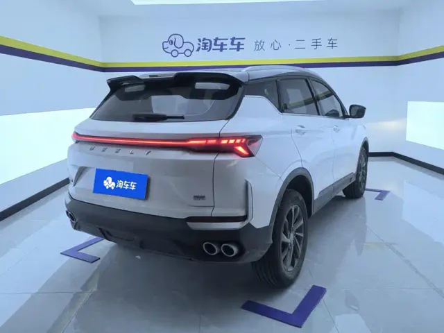Geely Binyue — Фото автомобиля 3