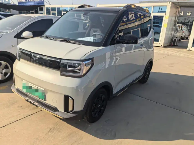Wuling Hongguang Mini EV — Фото автомобиля 10