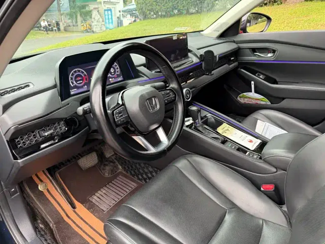 Honda Accord — Фото автомобиля 7