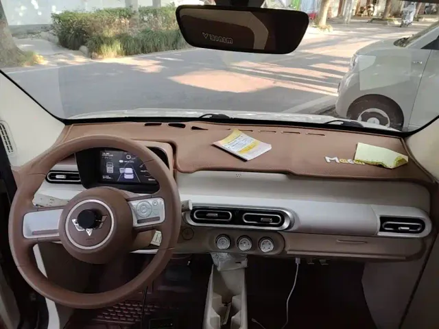 Wuling Hongguang Mini EV — Фото автомобиля 17